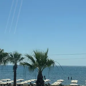 Tuck Larnaca